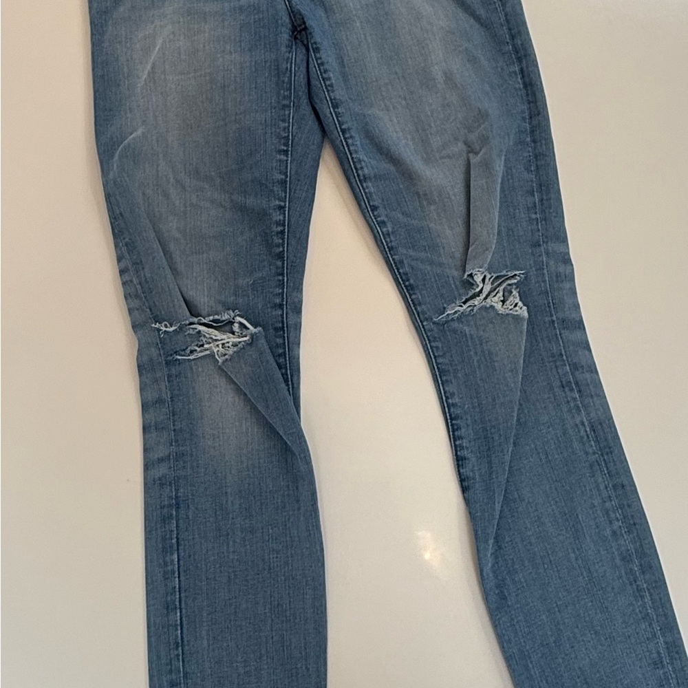Madewell Light Blue Distressed Skinny Jeans- 9” High Rise Skinny
